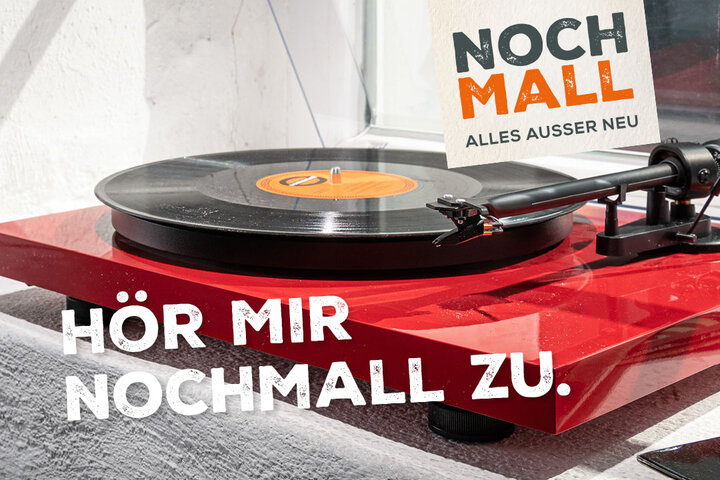 Alter Plattenspieler als Werbung für die NochMall