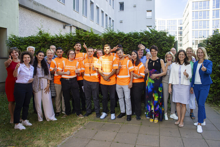 Gruppenbild Integrationsprojekt Gemeinsam schaffen wir das