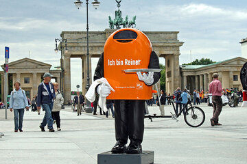 Reiner vor dem Brandenburger Tor