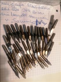 Abbildung: 45 Schreibfedern Kunstschriftfedern Kalligrafie DDR 