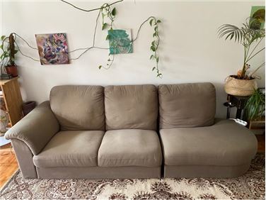 Abbildung: Graue Couch 