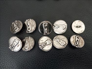 Abbildung: antiksilberne Metall Knöpfe(10Stk). D:22mm Sehr einzigartige