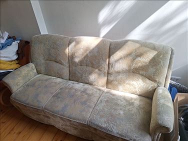 Abbildung: Bequeme Couch zu verschenken