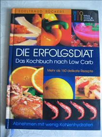 Abbildung: großes Kochbuch nach Low Carb
