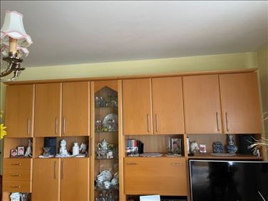 Abbildung: Wohnzimmerschrank - reserviert