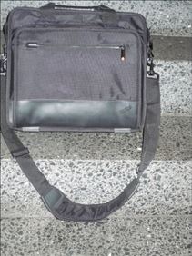 Abbildung: RESERVIERT Ich tausche sehr gut erhalt. Laptop-/ Aktentasche