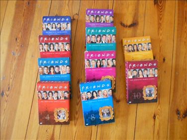 Abbildung: DVD komplette Staffeln friends
