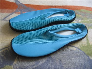 Abbildung: Schuhe Gr. 40 im Tausch gegen 1x Pril Spülmittel