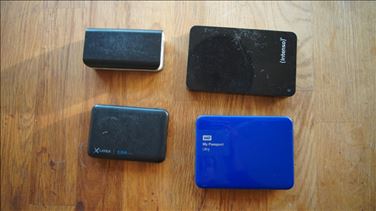 Abbildung: Powerbank / Festplatten