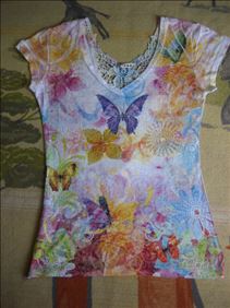 Abbildung: leichtes Shirt aus Italien Gr. 36