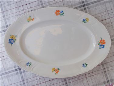 Abbildung: Unbeschädigte Vorlegeplatte 37 x 25 cm
