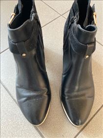 Abbildung: Stiefelette Gr 38