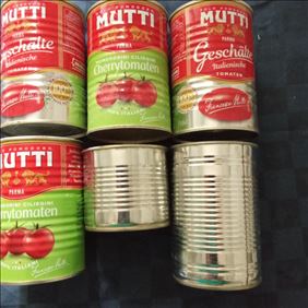 Abbildung: 10 leere Mutti Tomatenkonserven leer geg. Katzenfutter