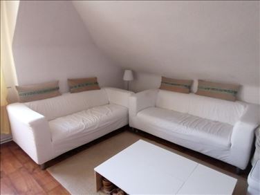 Abbildung: Zwei 2-er Sofas von Ikea (Klappan) zu verschenken!