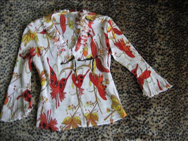 Abbildung: hochwertige Designer Bluse KRISS Sveden Ge. 36