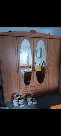 Abbildung: Schlafzimmerschrank