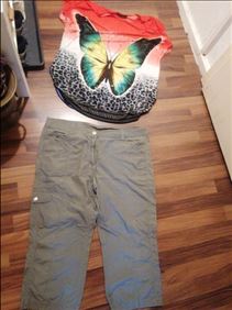 Abbildung: 1 Hose, 1 shirt gr. 44-46 getragen gewaschen guter Zustand 