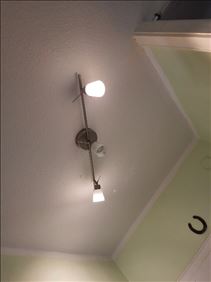 Abbildung: Verschenke Flurlampe