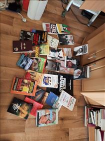 Abbildung: Verschenke verschiedene Bücher