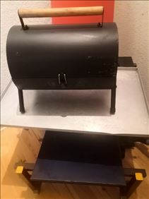 Abbildung: Holzkohle Grill