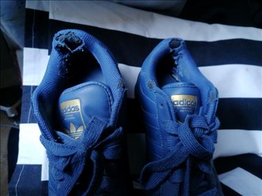 Abbildung: Adidas superstar schuhe blau gr. 38 gern oft getragen