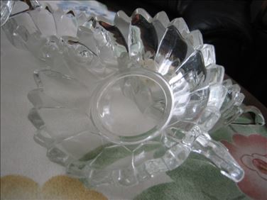 Abbildung: 4 Glasschalen aus Familiennachlass,DDR-Ära