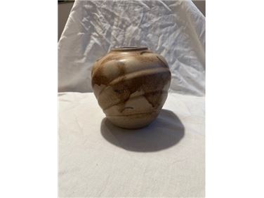 Abbildung: Vase mit kleiner Macke 