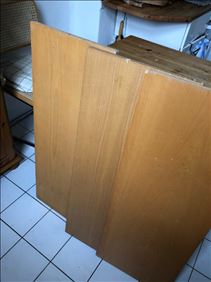 Abbildung: 3 Bretter ca.35x100 cm Holzfurnierleichte Beschädigungen
