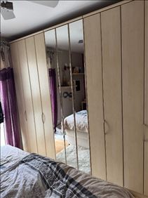 Abbildung: Kleiderschrank 3,20m x 2,43m