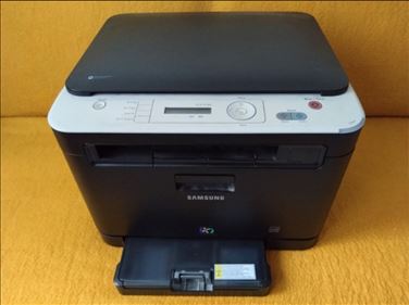 Abbildung: SAMSUNG 3in1 Farb-Kaserdrucker + Kopierer + Scanner + Fax
