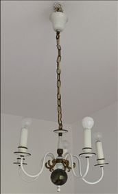 Abbildung: Decken-Lampen