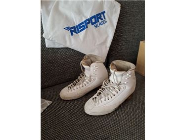 Abbildung: Schlittschuhe RF1 von Risport (Gr. 260, OHNE Kufen!)