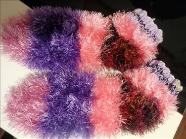 Abbildung: Socken neu handgestrickt flauschig weich gr. 38-39