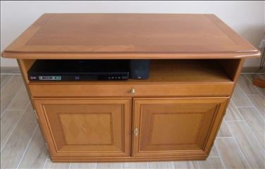 Abbildung: TV Schrank bis 7.11.