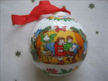 Abbildung: große Hutschenreuther Porzellan-Kugel, limitierte Edition