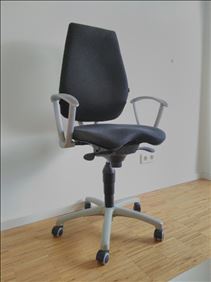 Abbildung: Bürostuhl zu verschenken