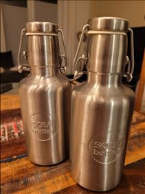 Abbildung: Soul bottles 2 Edelstahl Bügelflaschen neu 
