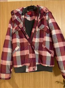 Abbildung: Review  Winter Jacke 