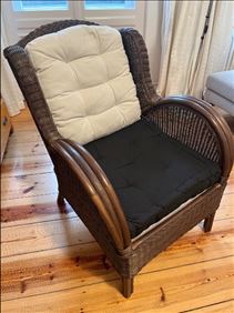 Abbildung: 2 Rattansessel