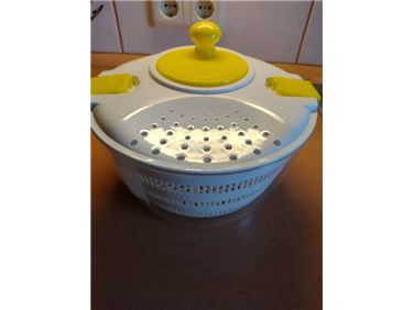 Abbildung: Salatschleuder 