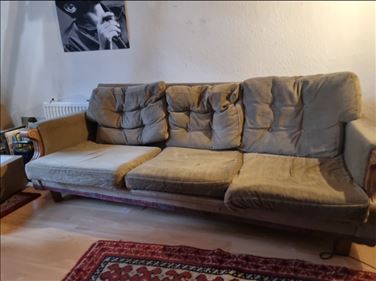 Abbildung: Sofa Kreuzberg Oranienplatz