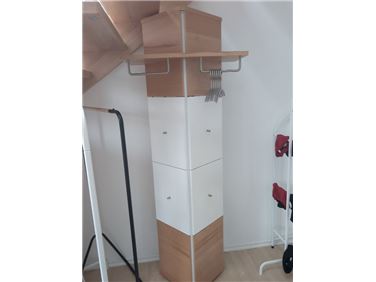 Abbildung: verschenke Garderobe