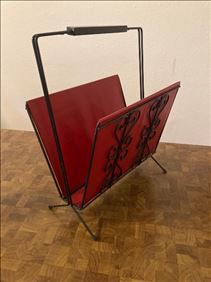 Abbildung: Zeitungsständer abzugeben