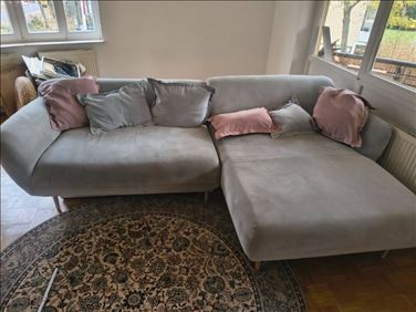 Abbildung: Ecksofa mit Schlaffunktion 