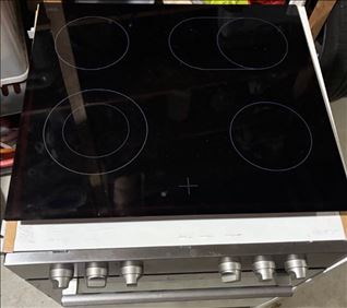 Abbildung: Elekroherd -Einbau 