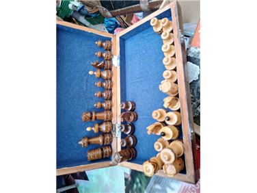 Abbildung: Altes Schachspiel 