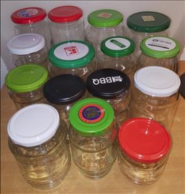 Abbildung: Inzw. 24 Deckelgläser einmachen,einkochen,fermentieren