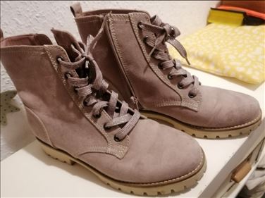 Abbildung: Stiefeletten chrem Wildleder  gr. 38 wie neu