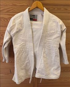 Abbildung: Judoanzug, weiß, Gr. 130