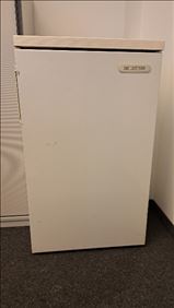 Abbildung: gebrauchter Kühlschrank zu verschenken